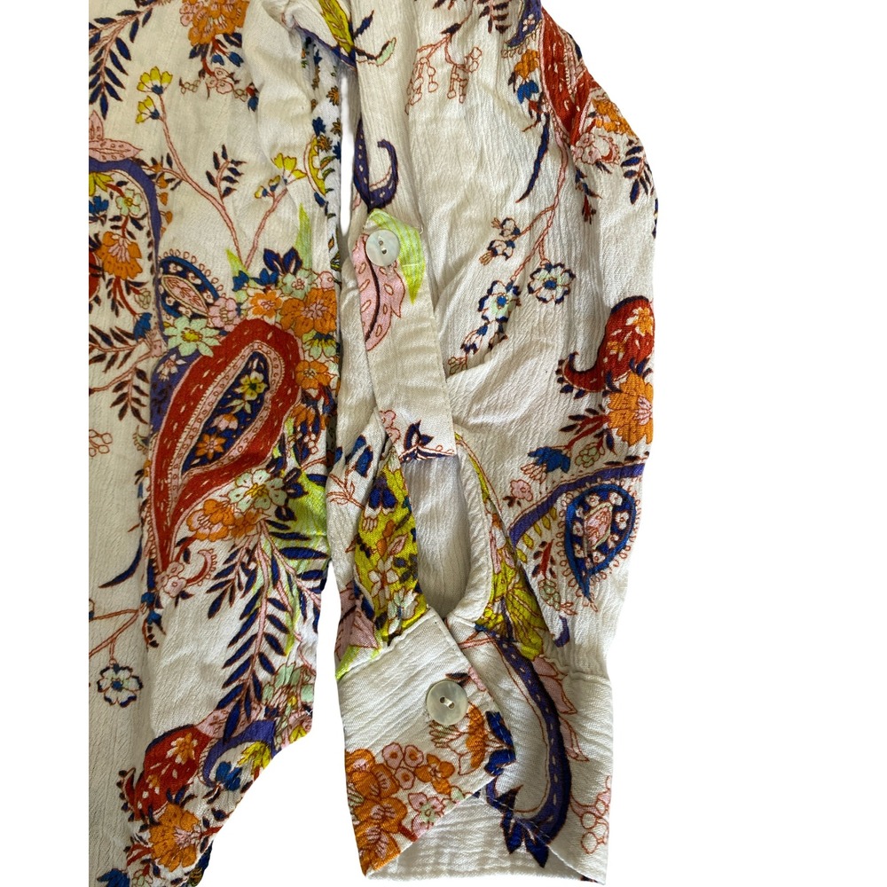 Fig & Flower Blouse M Boho Paisley Floral Rayon Button Tab Sleeve Split Top Chic - Picture 8 of 12